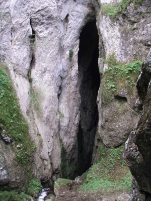 Cueva de la Leze